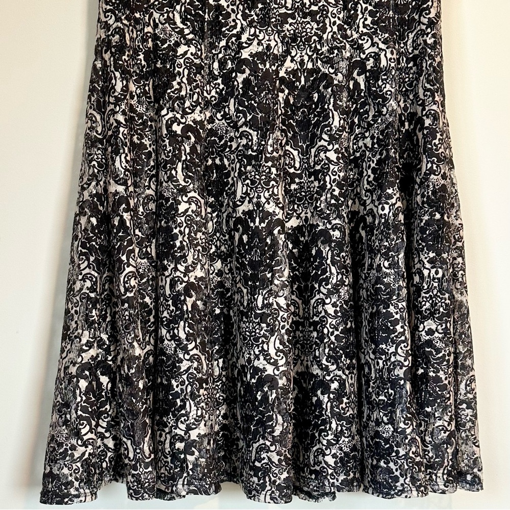 Danny & Nicole Black and White Patterned Mini Dress - Size: 12 - Picture 5 of 7